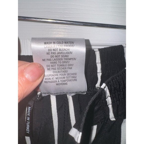 Jane & John Office Siren Corpcore 16 Black/White Pin Stripe Wide Leg  Pants - Picture 8 of 11